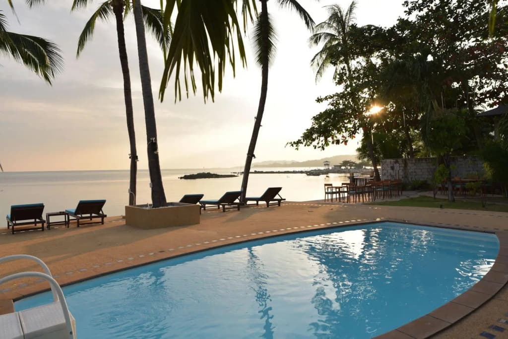 Blu' Beach Bungalows - photo 12