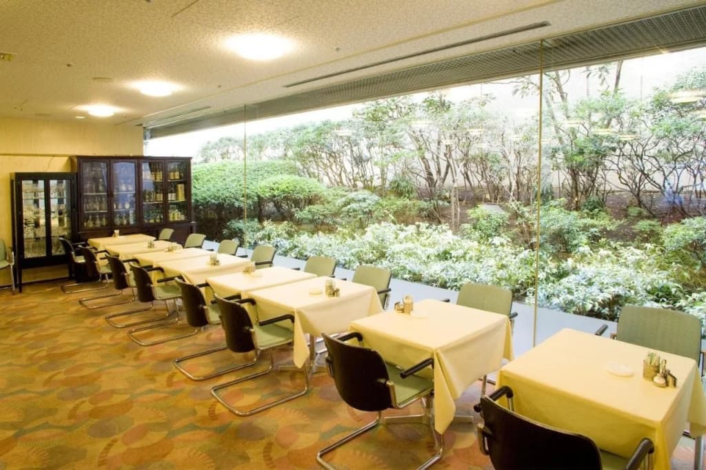 Tokyo Grand Hotel - photo 18