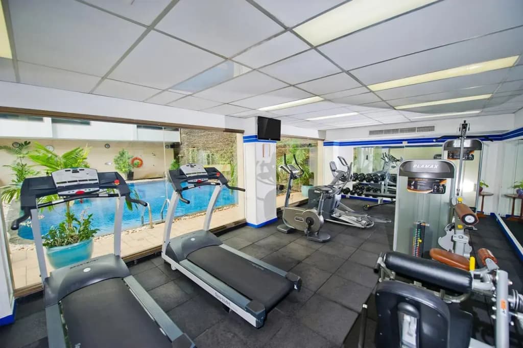 Kingston Suites - photo 21