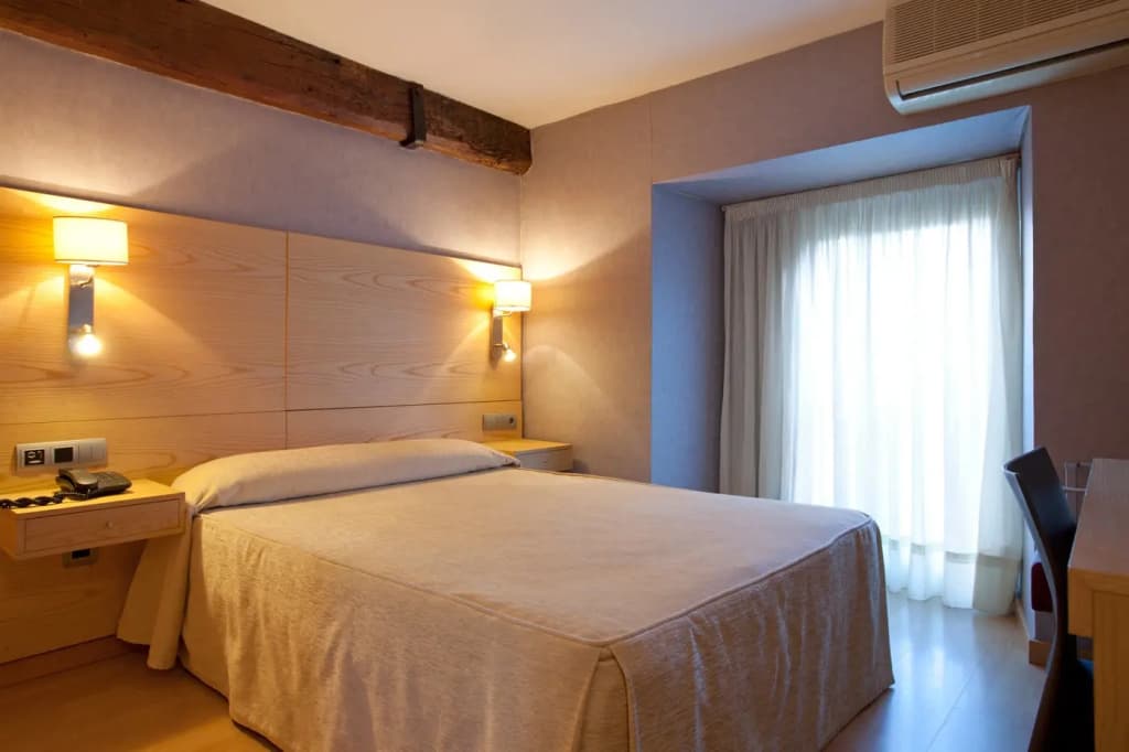 Sant Agustí Hotel  - photo 4
