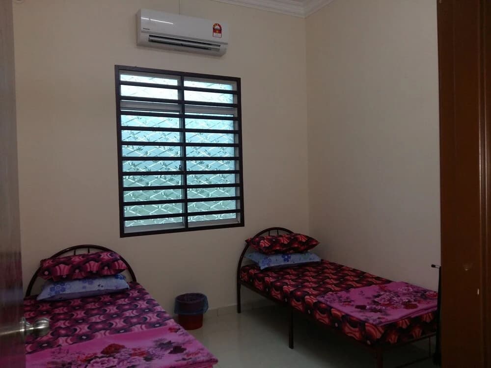 Samsiah Guest House Taman Yayasan - photo 8