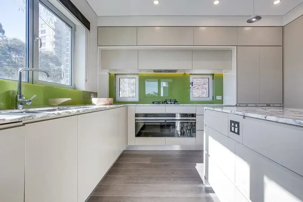 Spacious 2-bed Apartment Close to City - photo 5