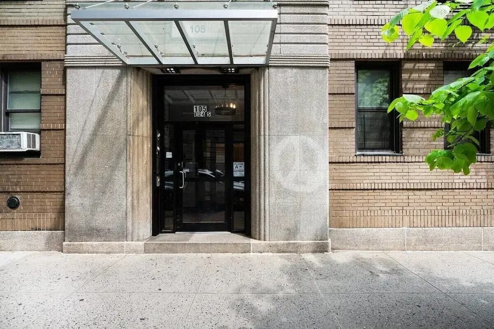 105 Park Studios - photo 1