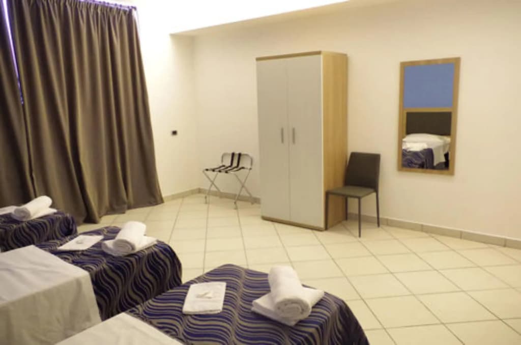 Hotel Centrale - photo 4