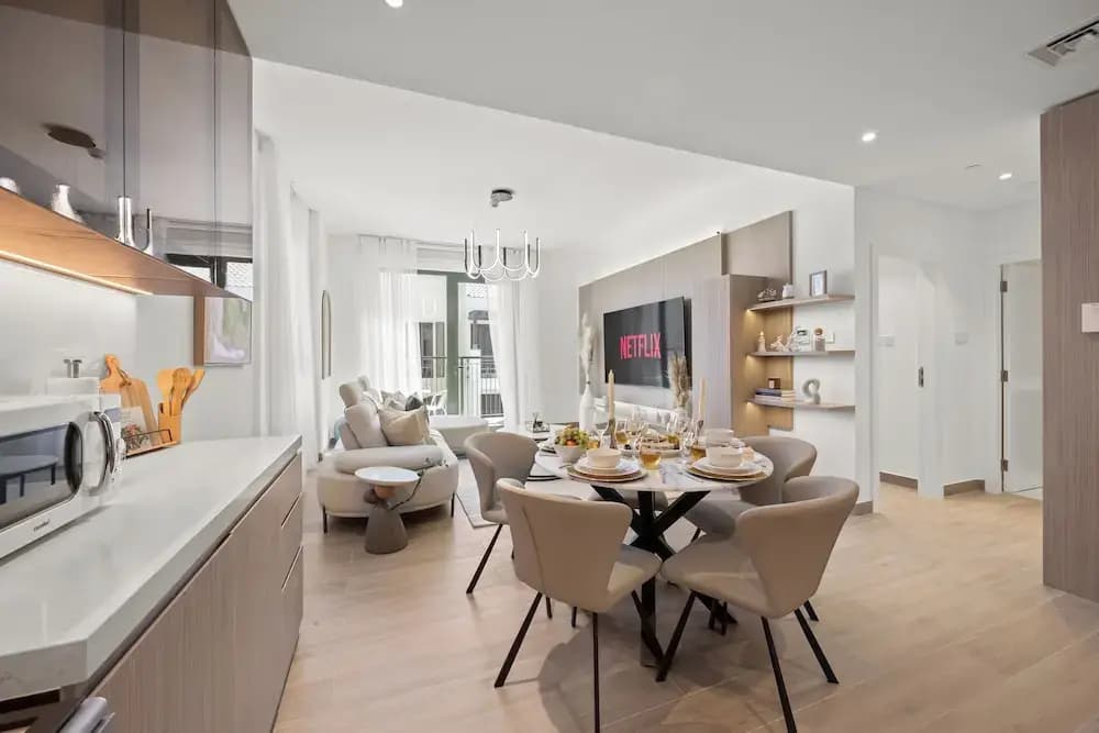 Portside Bliss La Mer 1 BR with Sea View - photo 20