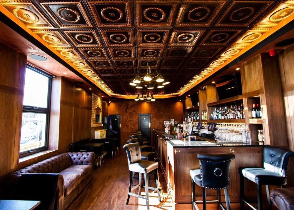 The Hadley Hotel - photo 23