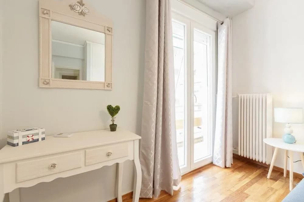 Cozy Flat in hip Koukaki - photo 3