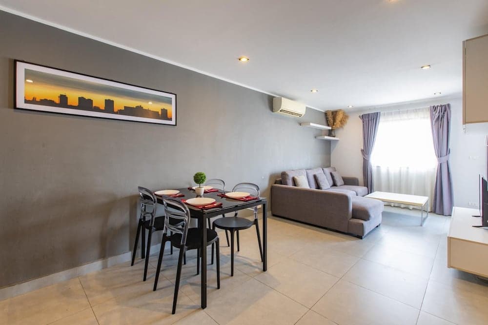 Modern Condo - 1BR T1 -501 - photo 12