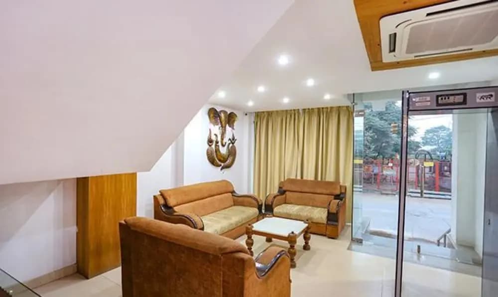 FabHotel Taj Home Stay - photo 5