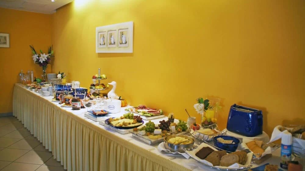 Hotel Am Buschkrugpark - photo 14
