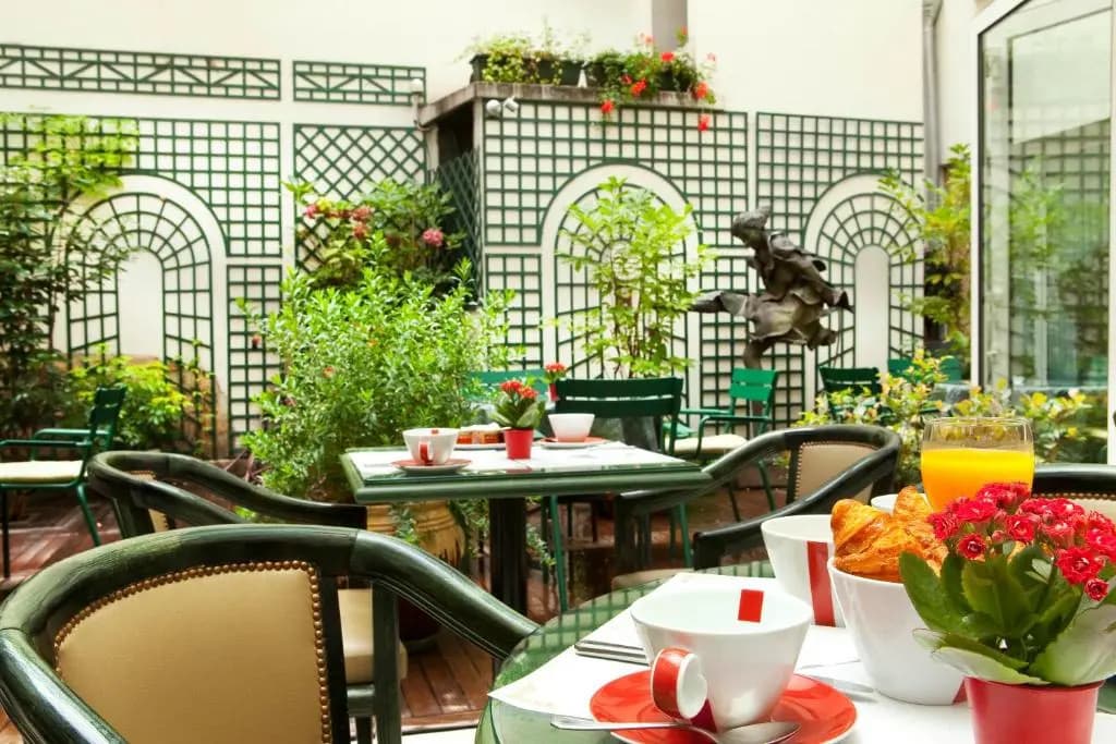 Hotel La Perle - photo 12