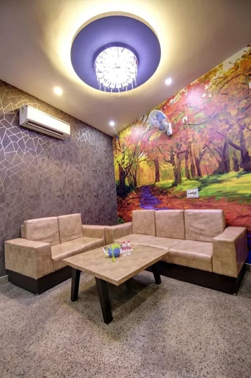 Hotel Silky Palace By GRB - photo 10
