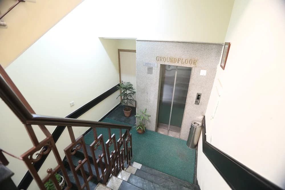 OYO 7075 Hotel Oakland - photo 12