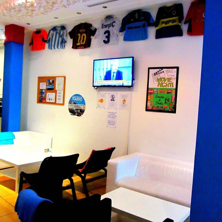 Hostel Era Alonso Martinez - photo 13