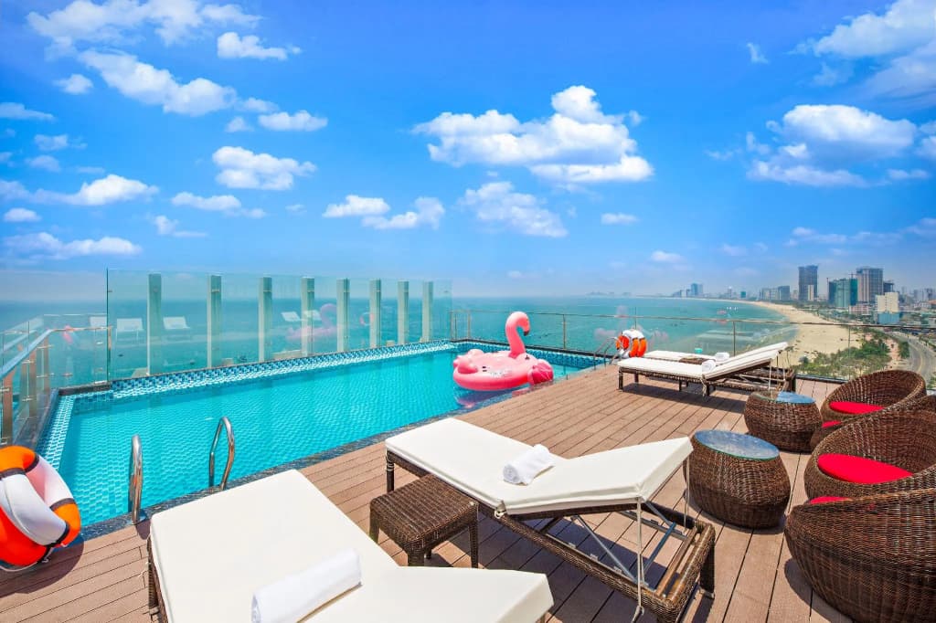 Alisia Beach Hotel Da Nang - photo 9