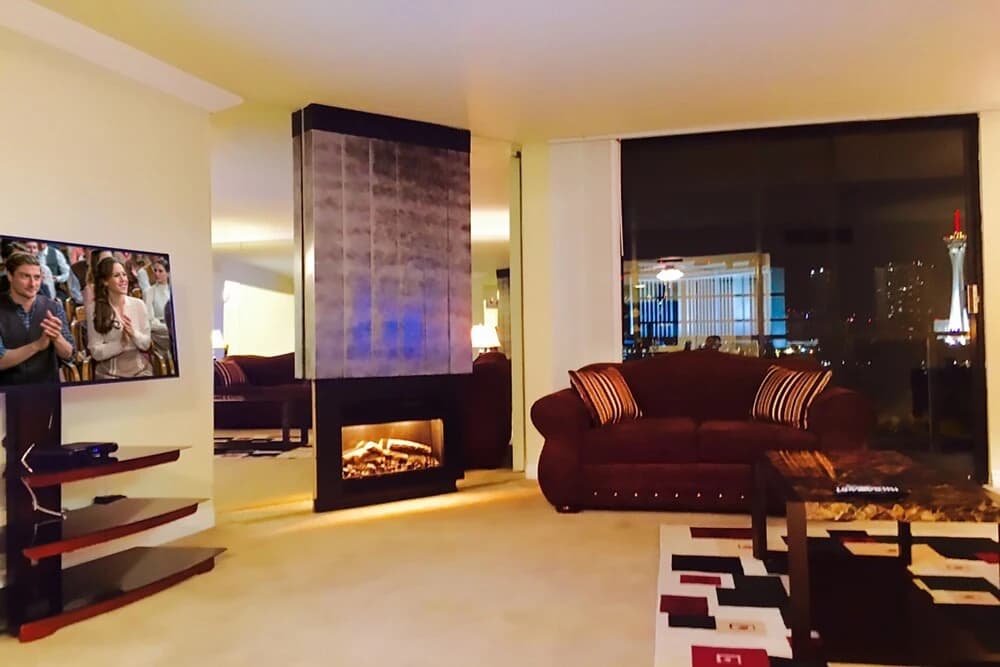 888 Convention Center 3 BEDROOM 2 BATH Condos - photo 2
