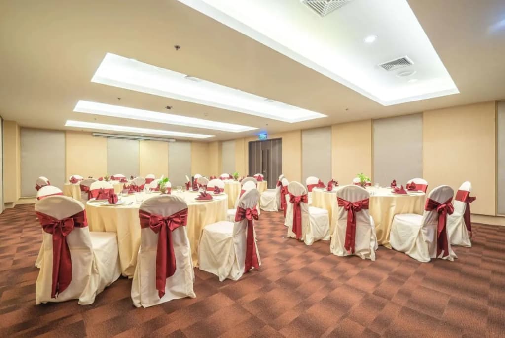 Ramada by Wyndham Phuket Deevana - photo 36