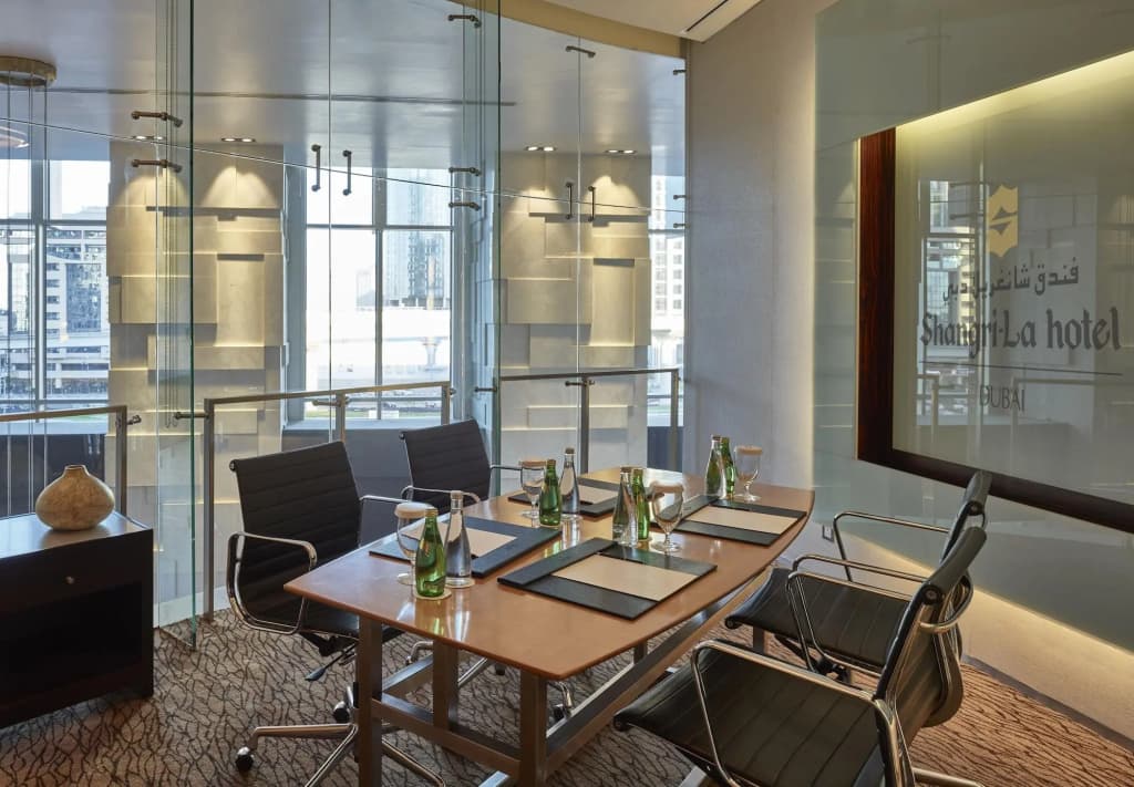 Shangri-La Residences and Apartments - photo 27