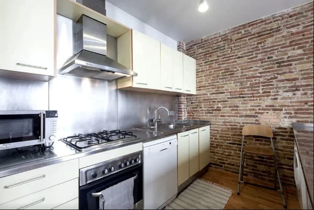 Old town Ramblas Apartments - photo 14