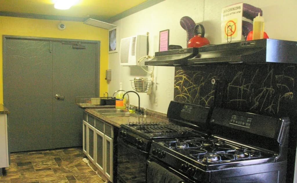 Bungalows Hostel - photo 17