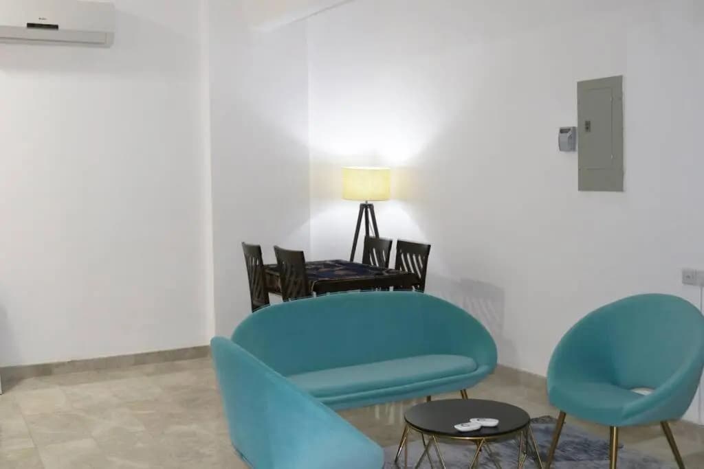 Serviced 2 bedroom apartment , with lovely view. - photo 2