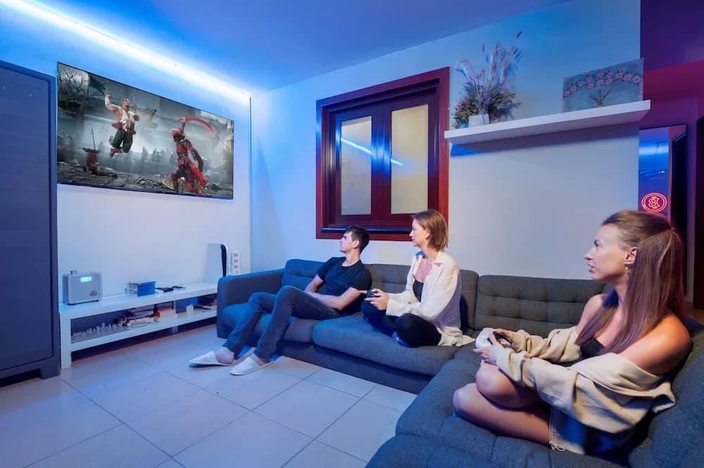 Berloga Capsule JBR - photo 1