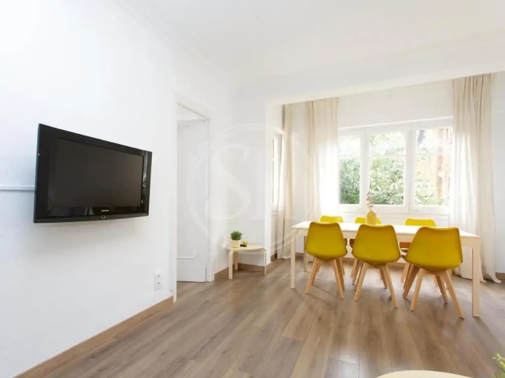 Apartamentos Monumental Design - photo 4