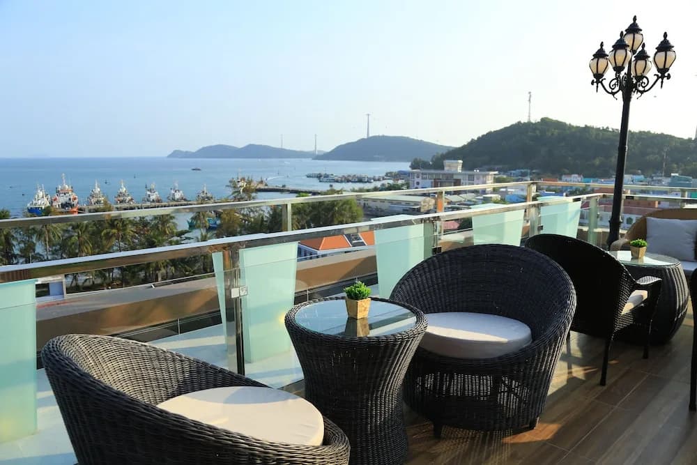 Phung Hung Boutique Hotel - photo 14