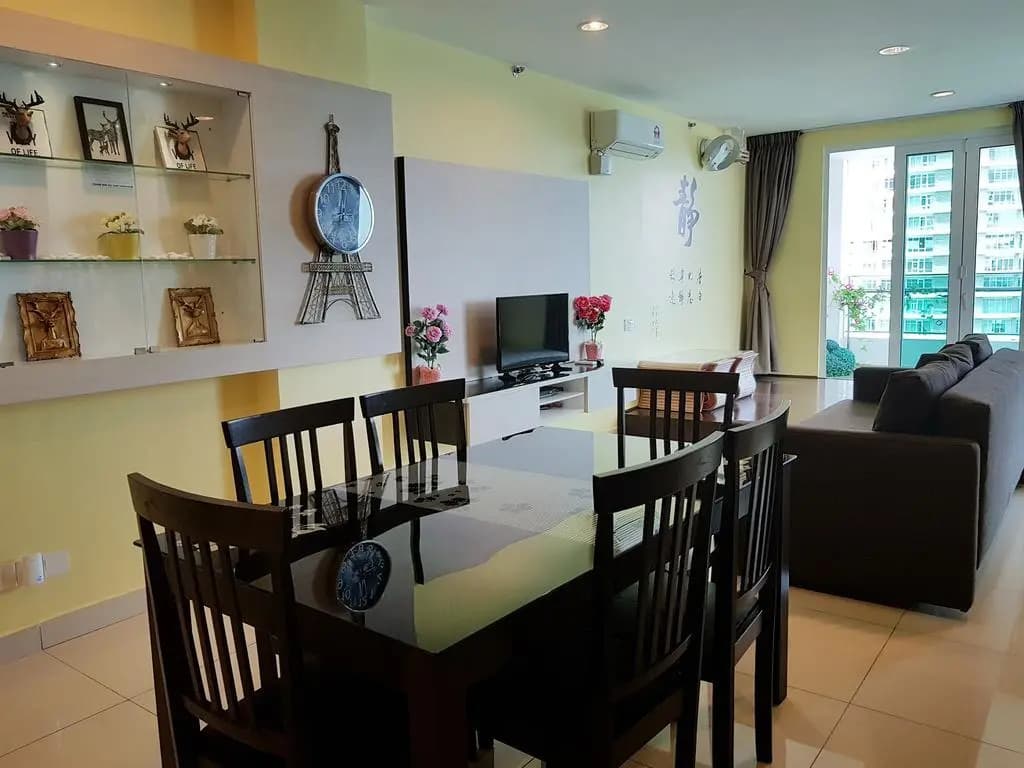 StayNest Suites at Gurney Drive - photo 8