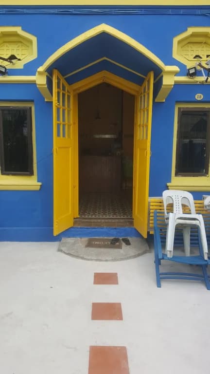 28Bahari - main photo