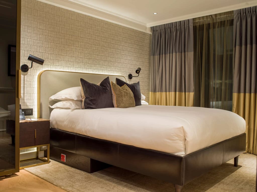 The Guardsman Hotel and Residences - photo 4