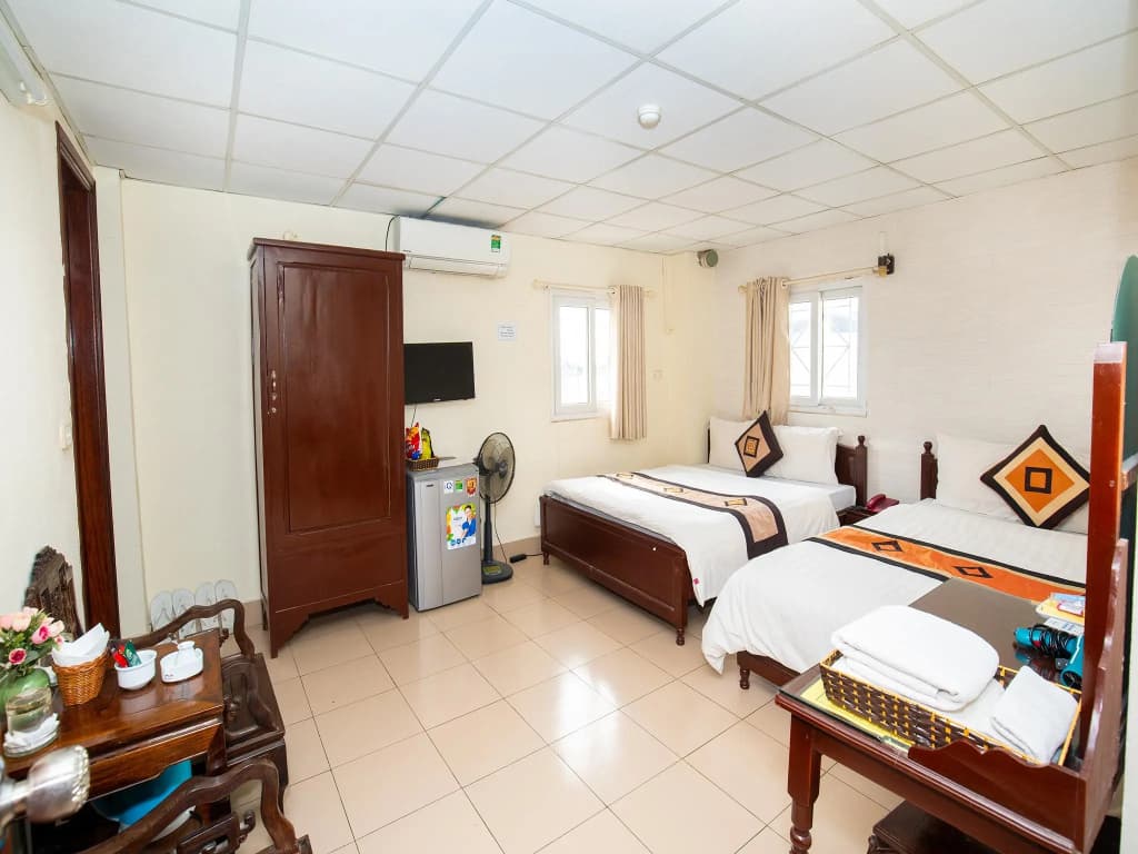 Ho Sen Xanh Hotel Hanoi - photo 3