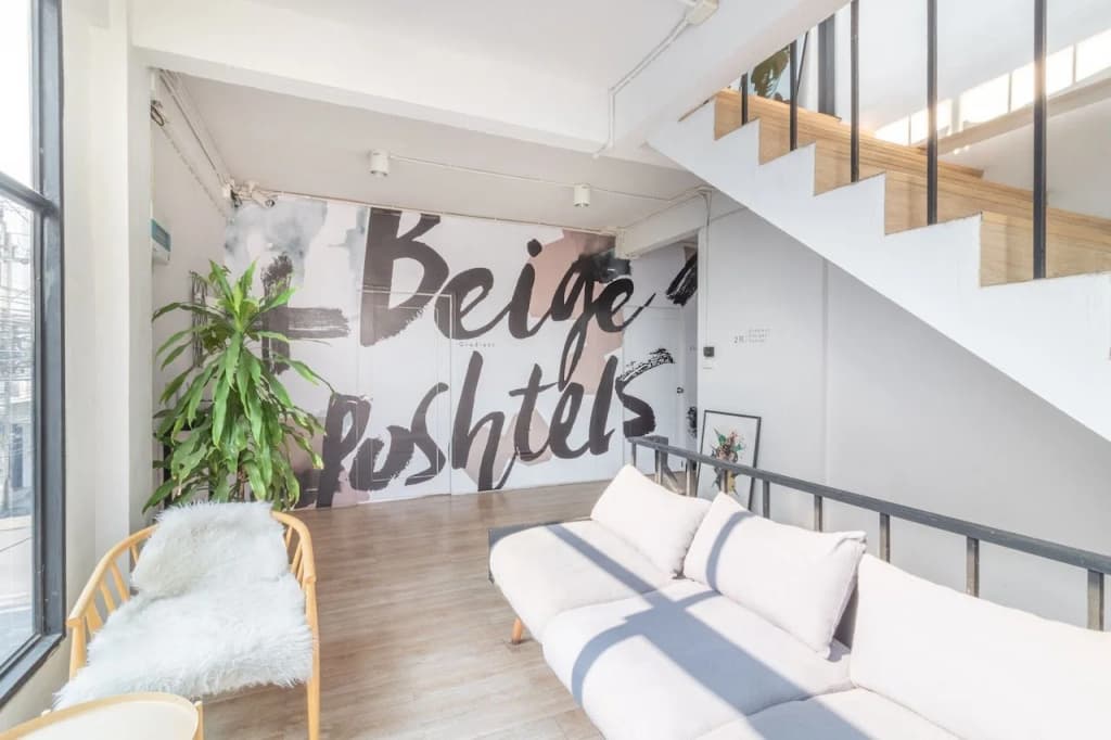 Beige Poshtels - photo 6