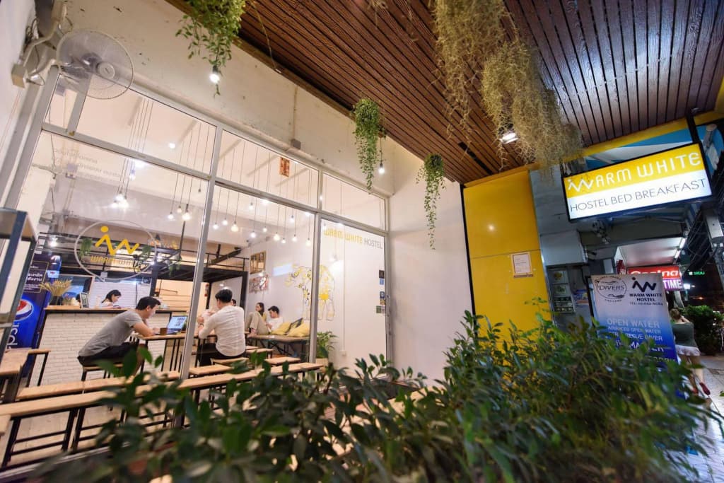 Warm White Hostel - photo 17