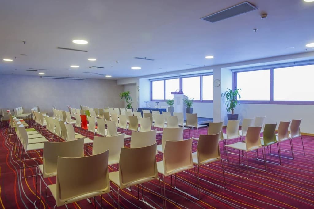 Novus City Hotel - photo 21