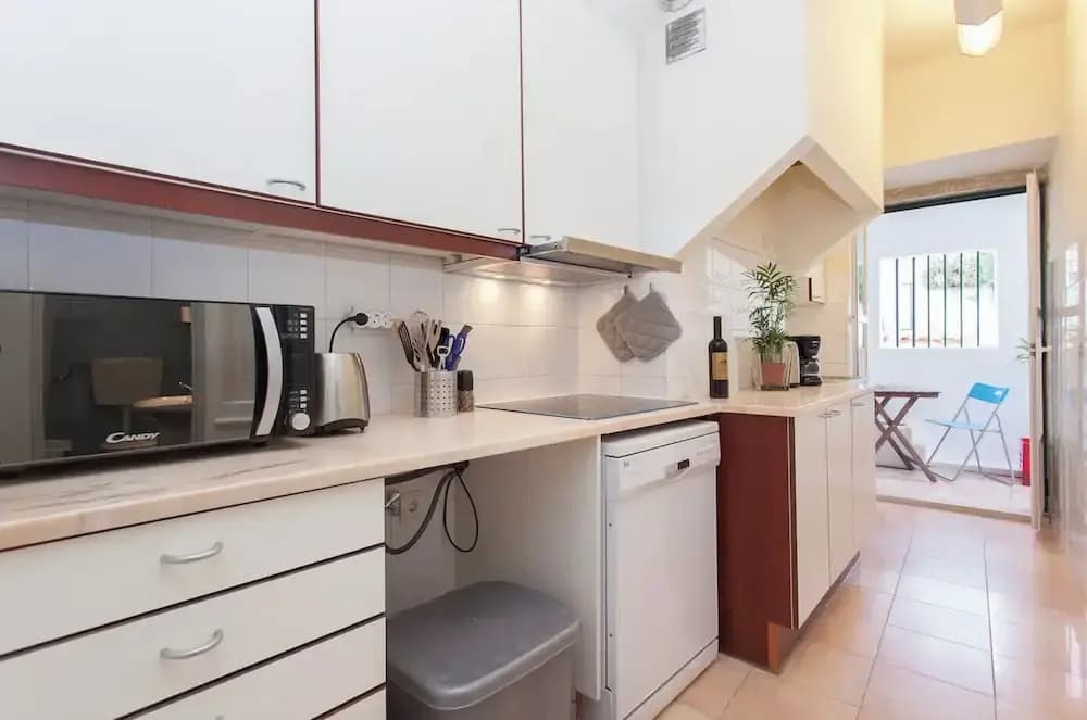 Historical 2-Bed Alfama Charm - photo 10