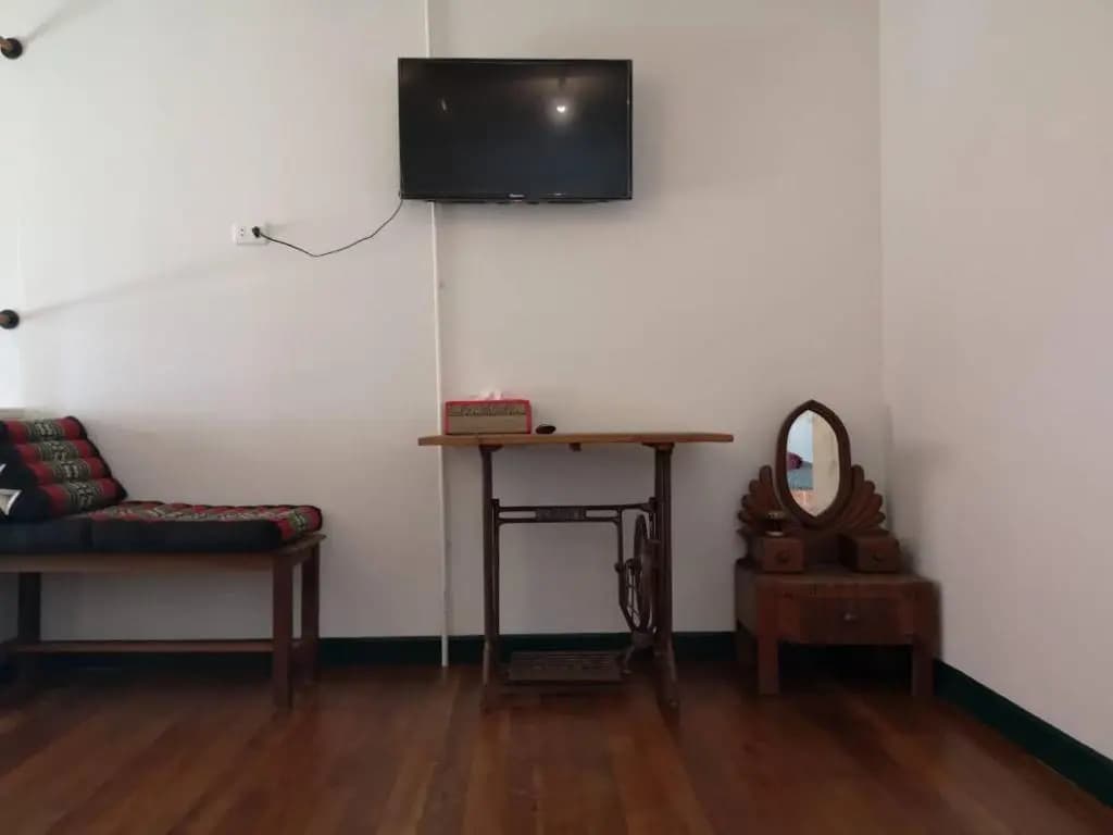 Pimthong Place - photo 2