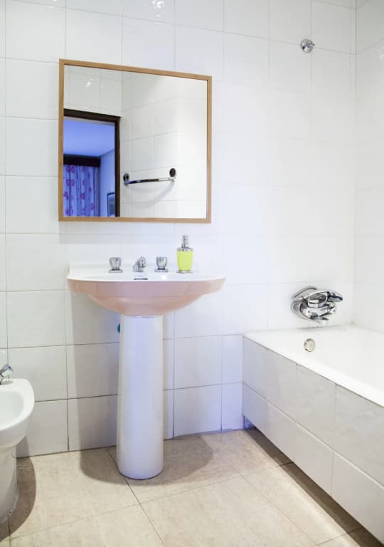 Hostal Arriaza - photo 9