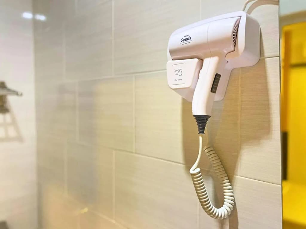 Top Holiday Hotel @ The Mines Seri Kembangan - photo 32