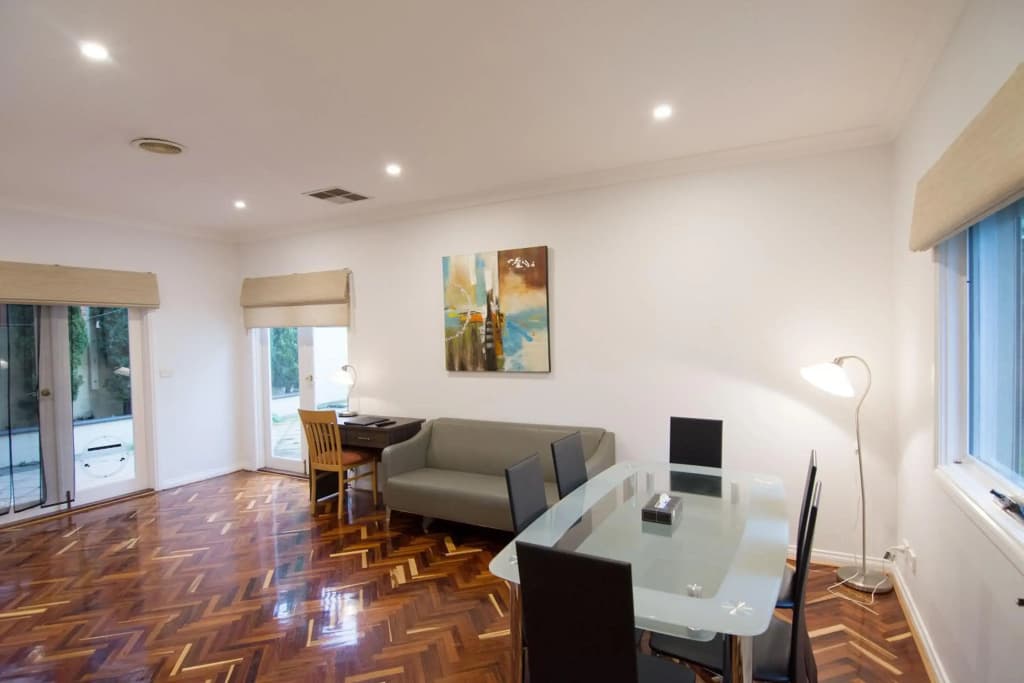 Buckingham Apartments - photo 6