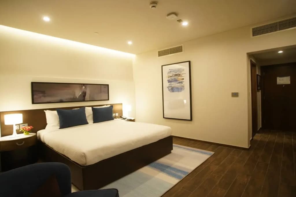 C - Hotel and Suites Doha - photo 6