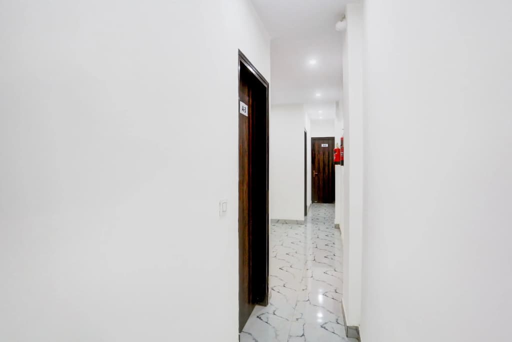 FabHotel ASP Royal Residency Inn - photo 6