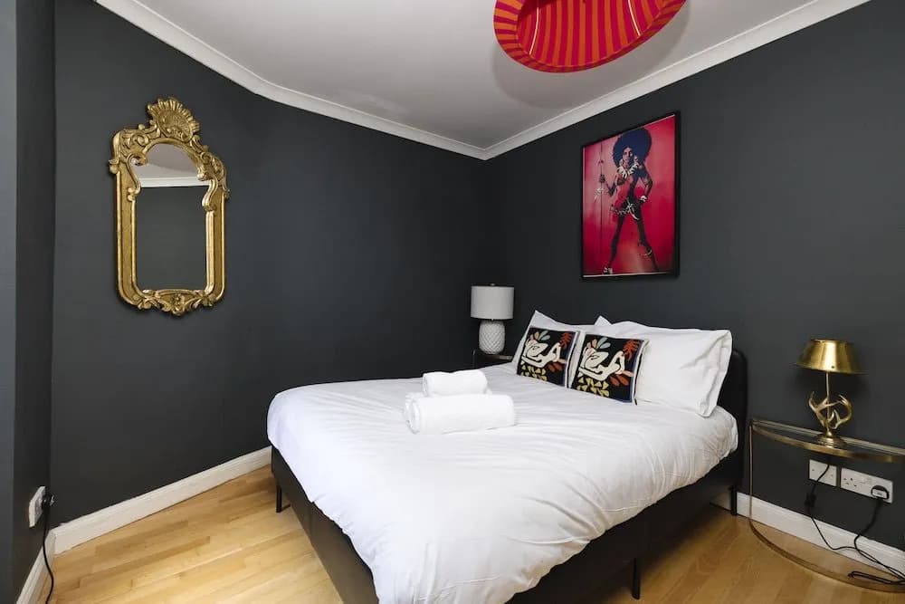 JOIVY Castle Hideaway - photo 4