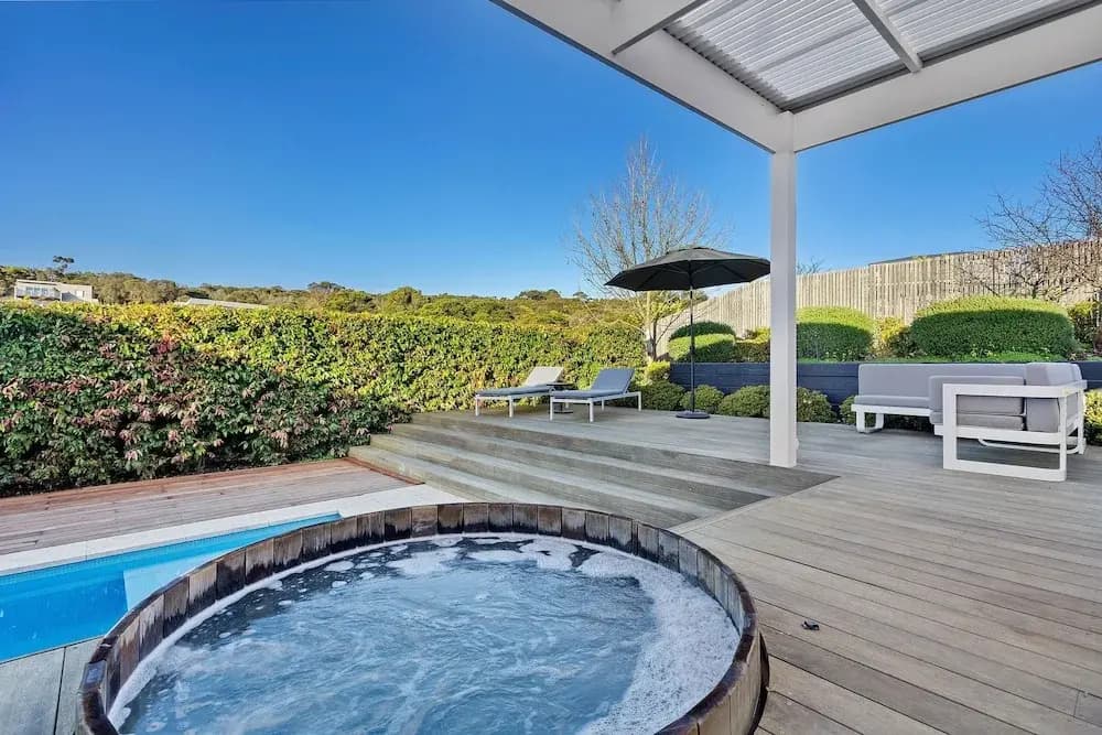 Hamptons Elegance Views Pool Spa - photo 9