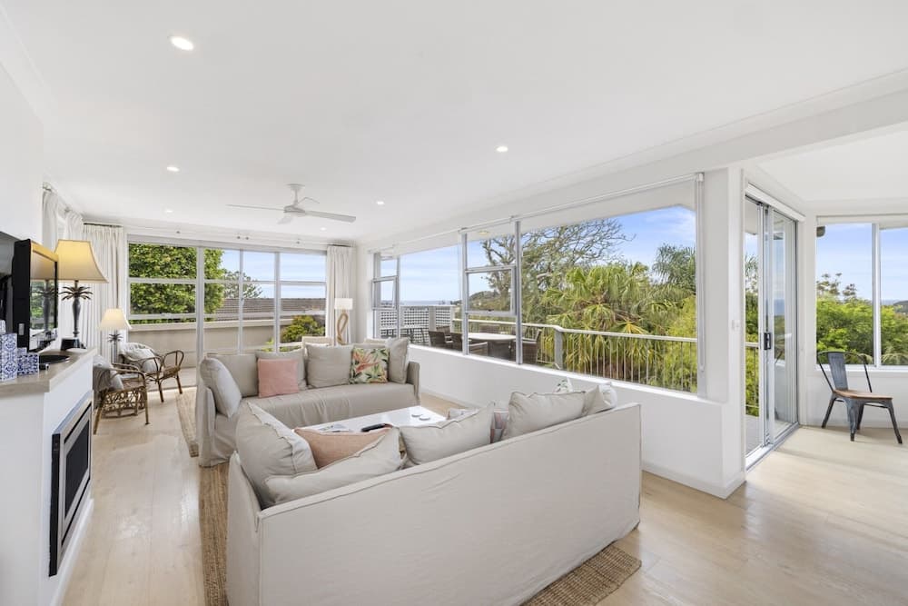 Spacious 5-bed Beach House With Ocean View - photo 22