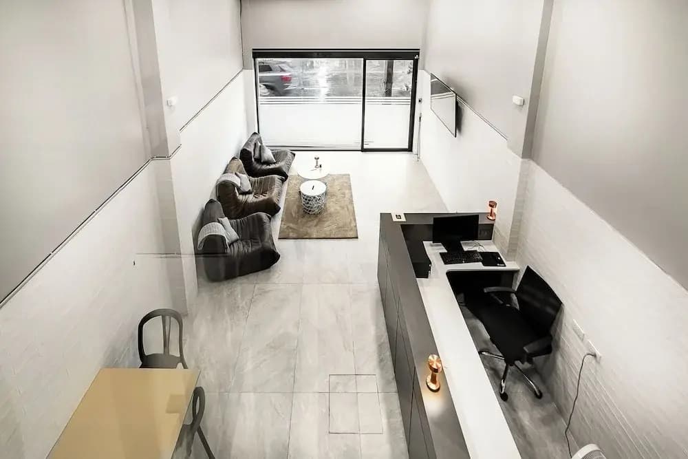 The 63rd Hostel - photo 10