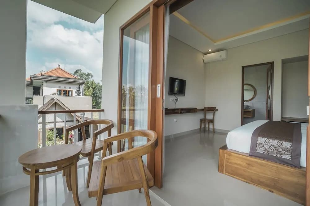 Putih DCarik Ubud - photo 5