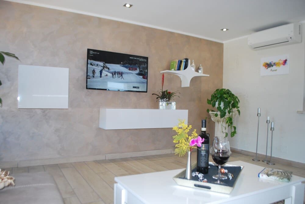 Rome Skyline Suite - main photo