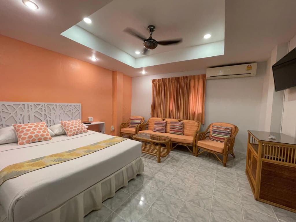 Summer Breeze Hotel - photo 28