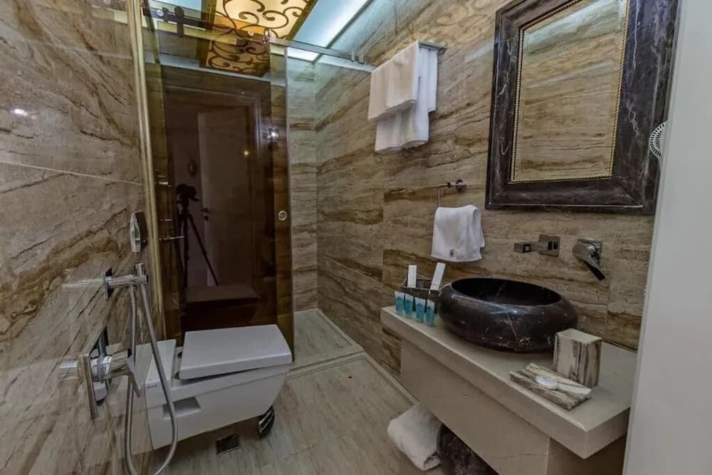 Aqua Liberty Hotel - photo 8